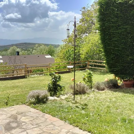 Maison En Cerdagne Avec Belle Vue Semesterbostad Enveitg